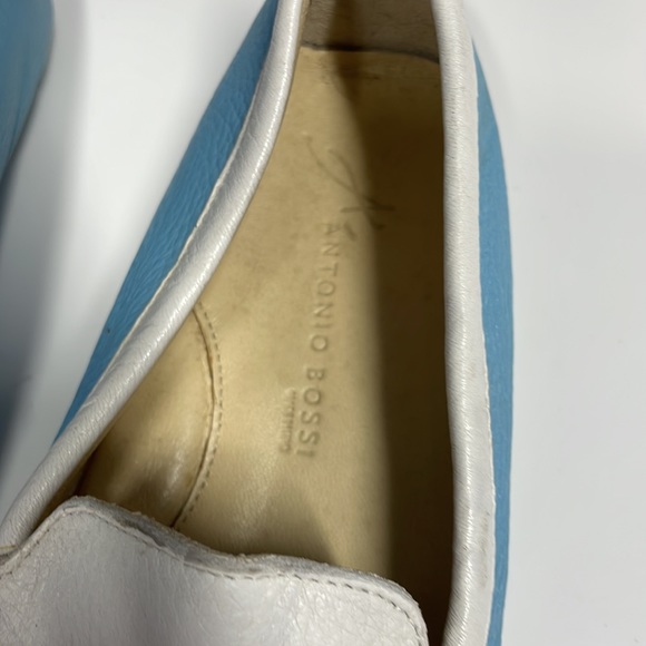 ANTONIO BOSSI.  Womans. Loafers.   White and Blue Leather size. 6.5. Authentic - Picture 2 of 8